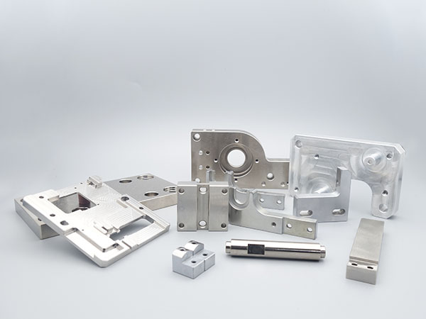 保障鋁合金淮南精密零件精密性有哪些關鍵環(huán)節(jié)？的圖片
